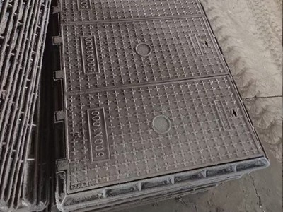 厂家直销 井盖 500x1000 铸铁井盖