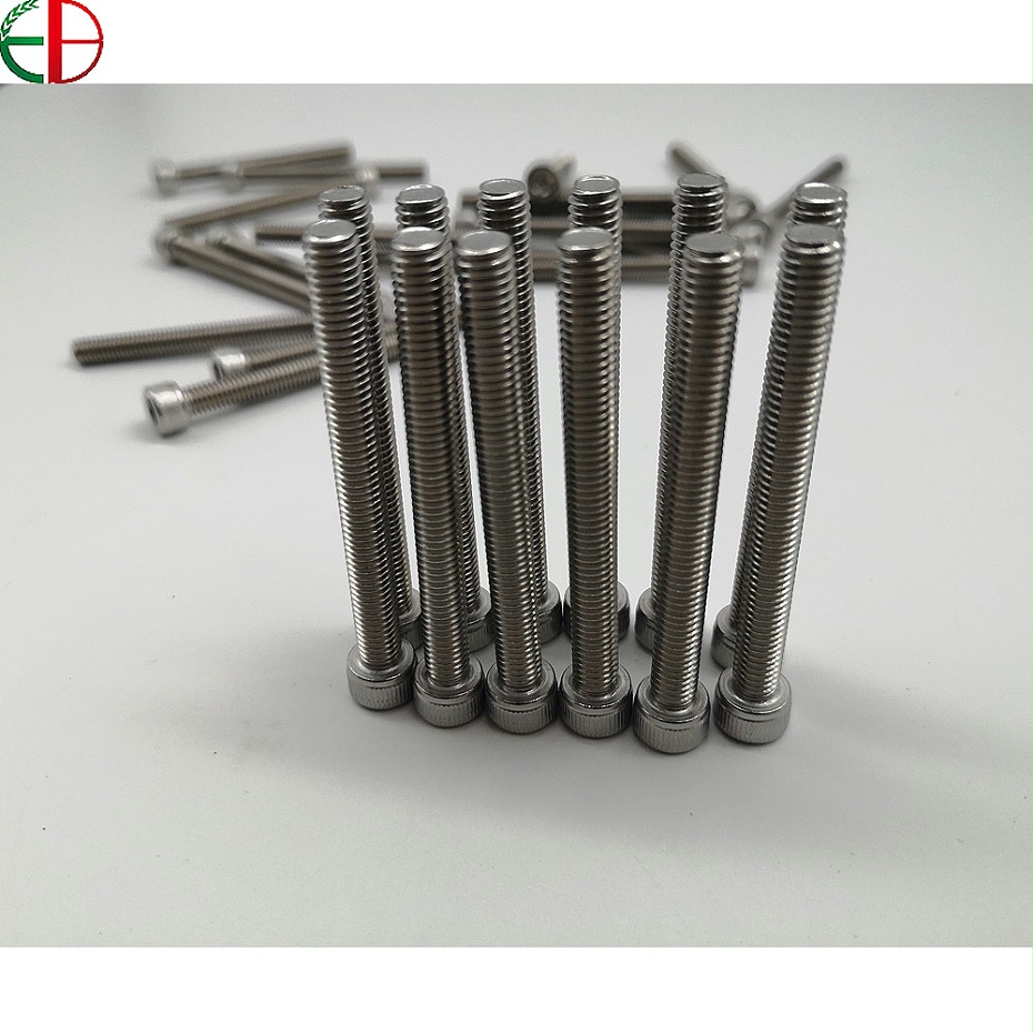 Stainless-steel-bolt-8