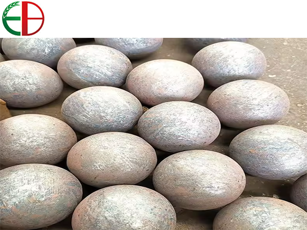 厂家直销 球磨机研磨介质球 Cr研磨球