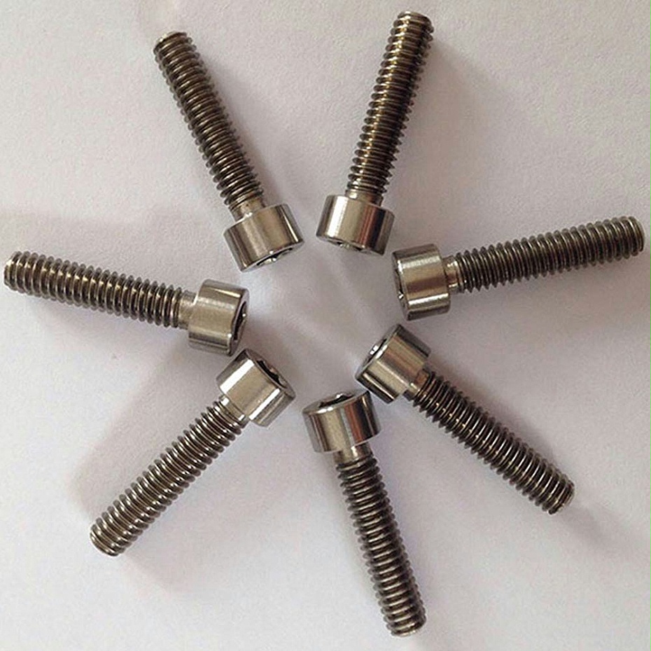 Ti-Bolts-4