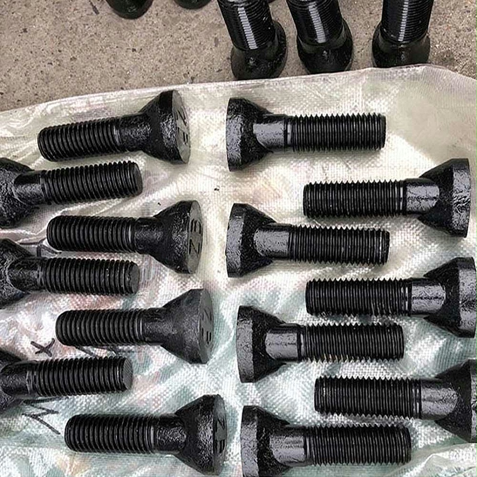 M30-Bolts-1