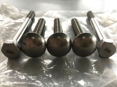 2205 bolts 3