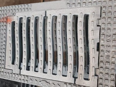 厂家直供 EN124 D400 金属格栅 井盖