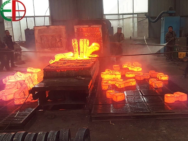 厂家直供 Cr35高铬铸铁锤头 破碎机锤头