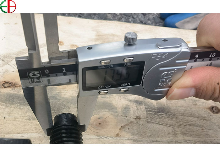 定制长度高强度螺栓 满足大型工程复杂需求