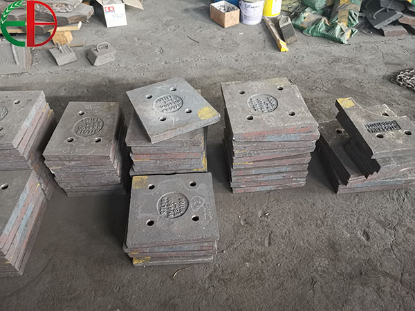 厂家直供 高铬锰合金水泥及矿用球磨机研磨介质壳体衬板耐磨件