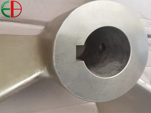 厂家直供 耐磨 耐腐蚀 EB 船用黄铜铜合金螺旋桨 3 叶青铜船舶螺旋桨直径 500-8000 毫米推进船用